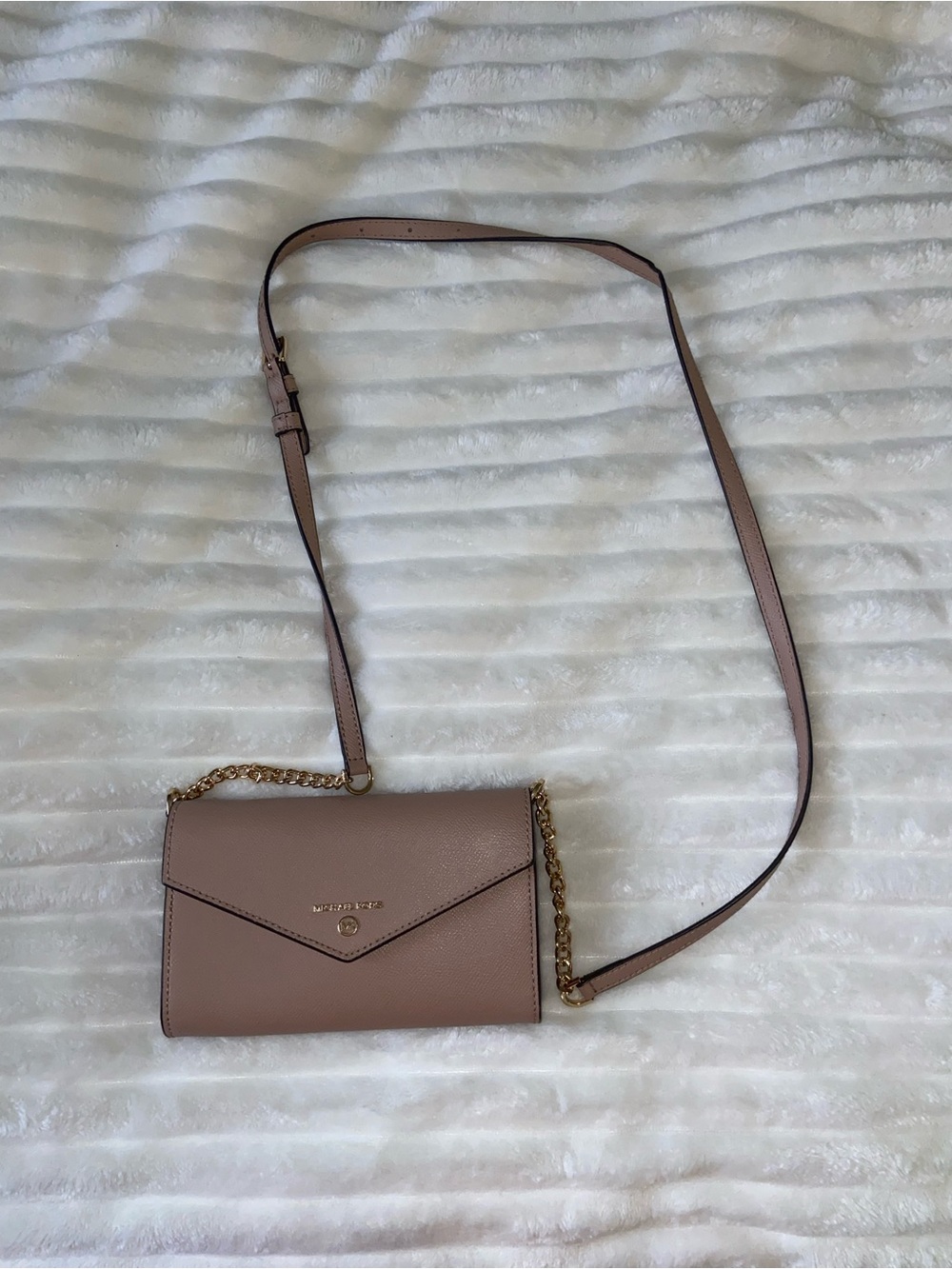 Michael Kors Blush Pink Leather Crossbody Wallet with Gold Chain